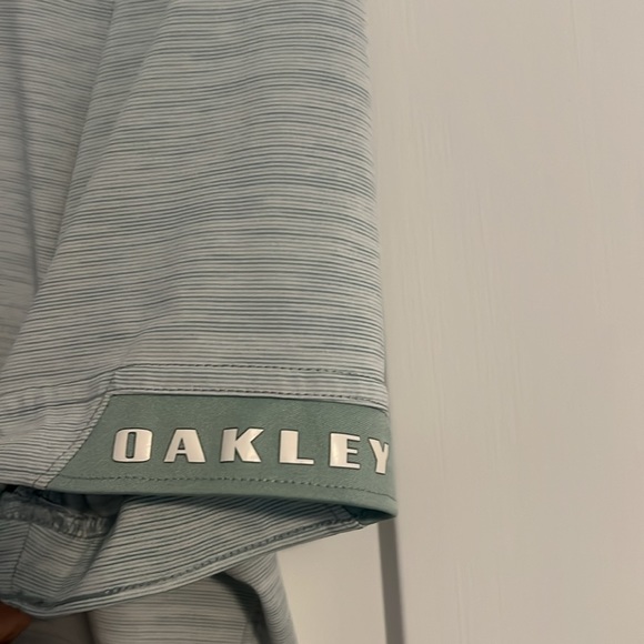 🌺3/$15 Oakley tailored fit polo shirt - Picture 5 of 10